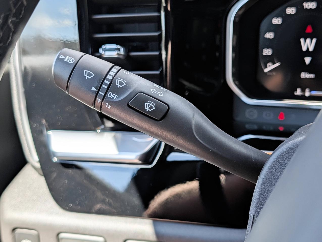 2026 GMC Sierra 1500 SLE Photo
