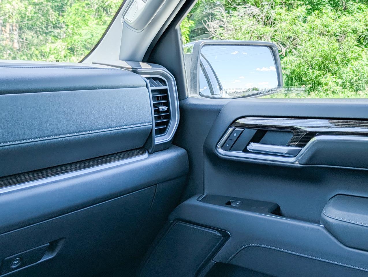 2026 GMC Sierra 1500 SLE Photo