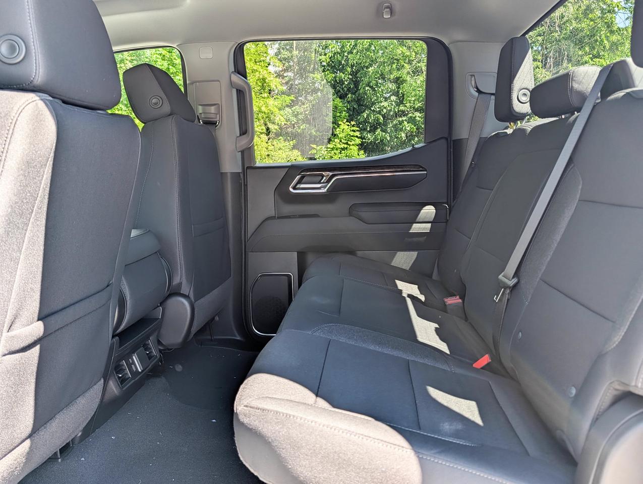 2026 GMC Sierra 1500 SLE Photo