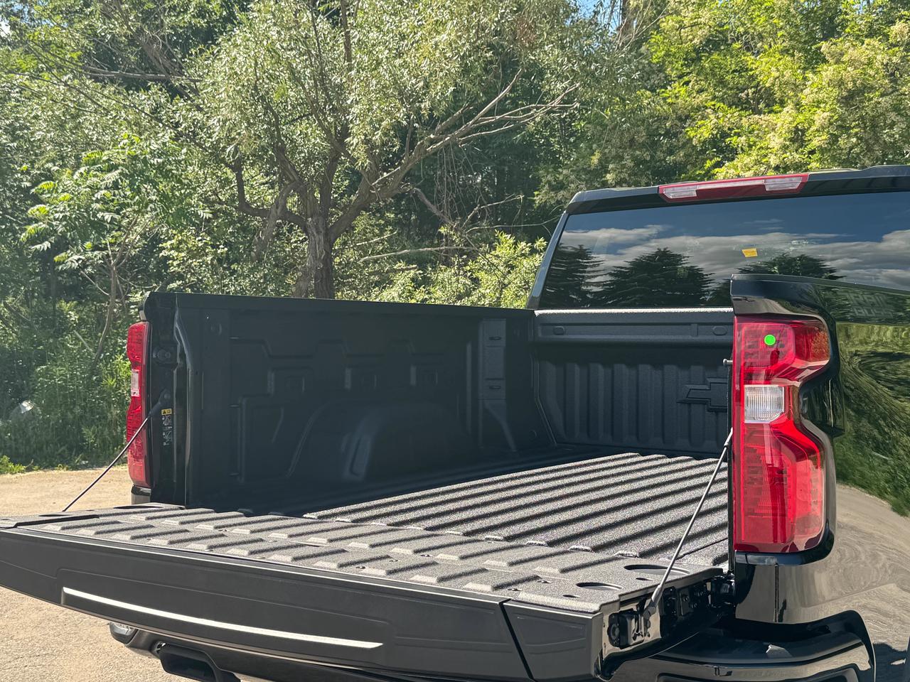 2026 Chevrolet Silverado 1500 Custom Trail Boss Photo