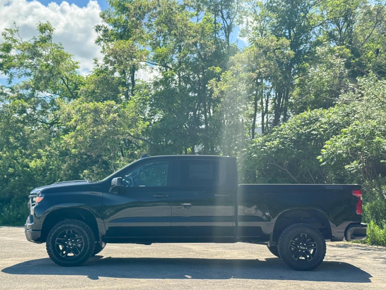 2026 Chevrolet Silverado 1500 Custom Trail Boss Photo