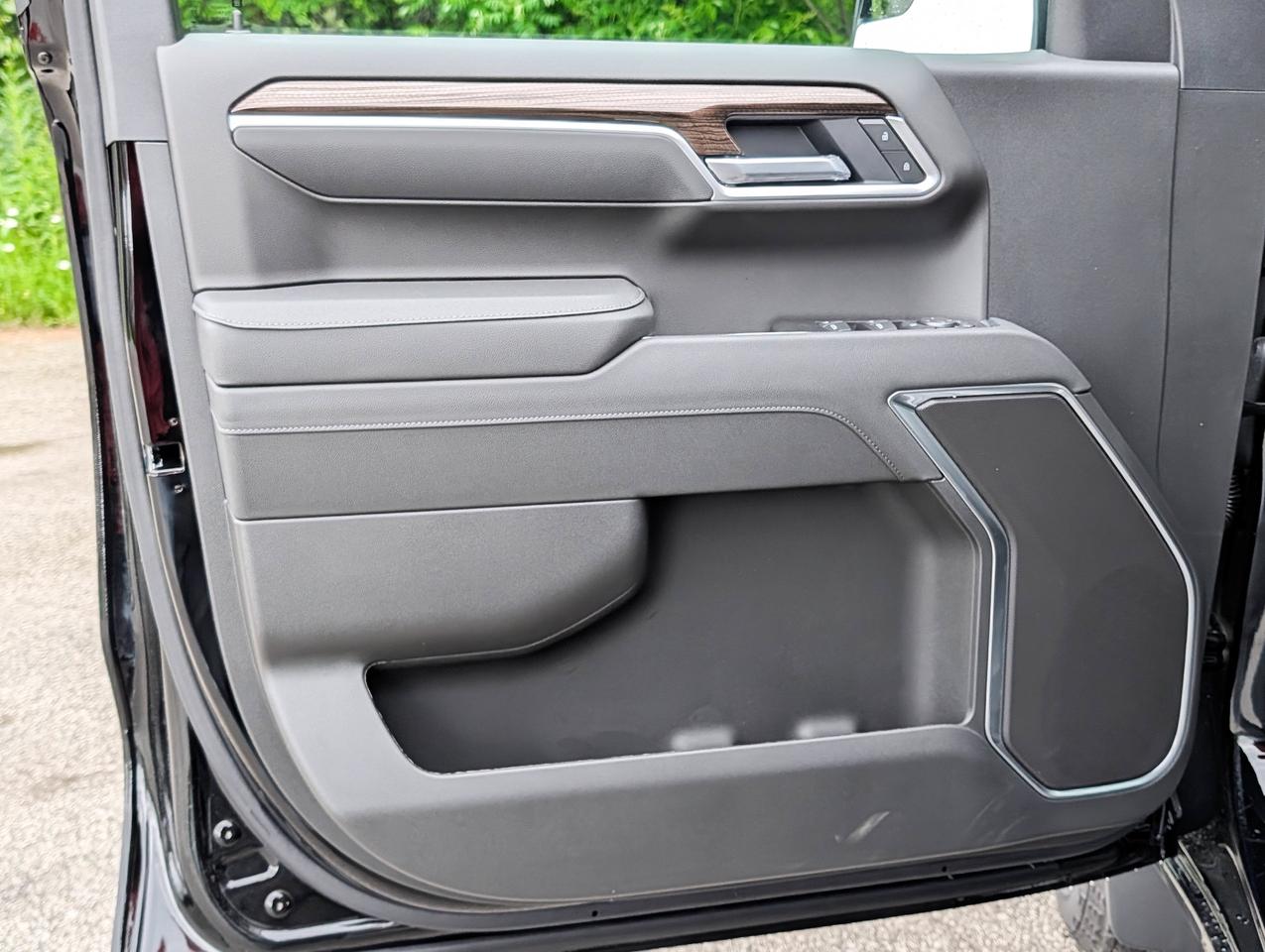 2026 Chevrolet Silverado 1500 RST Photo