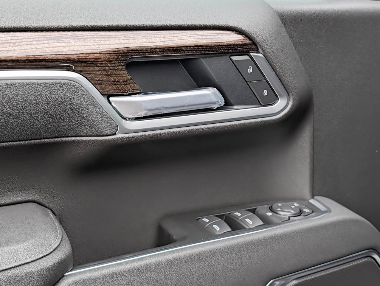 2026 Chevrolet Silverado 1500 RST Photo
