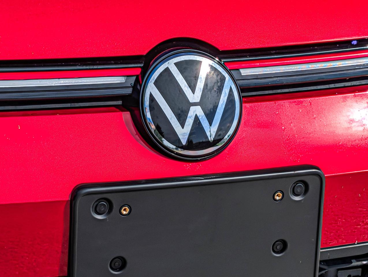 2024 Volkswagen Golf GTI Performance Photo