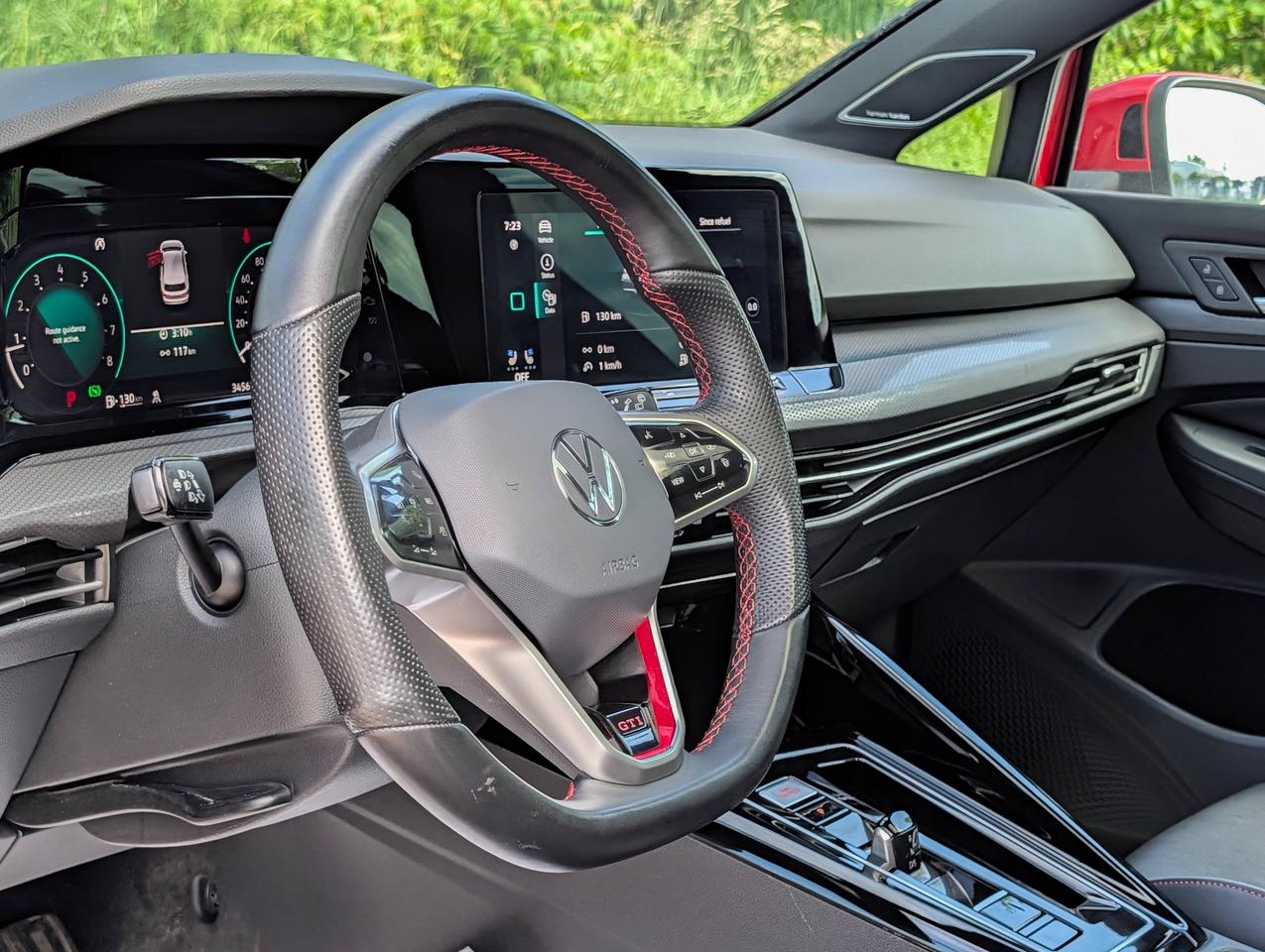 2024 Volkswagen Golf GTI Performance Photo