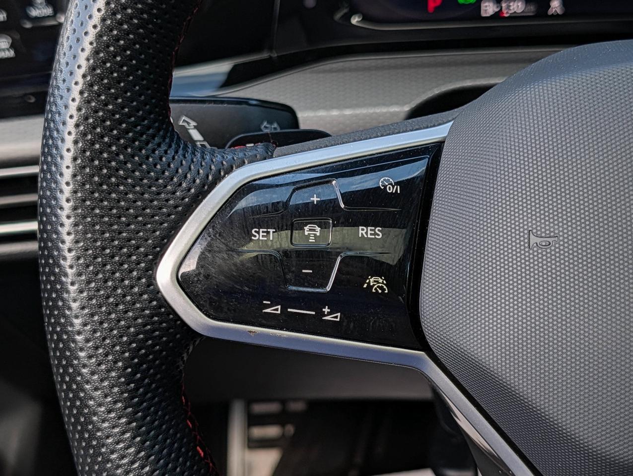 2024 Volkswagen Golf GTI Performance Photo