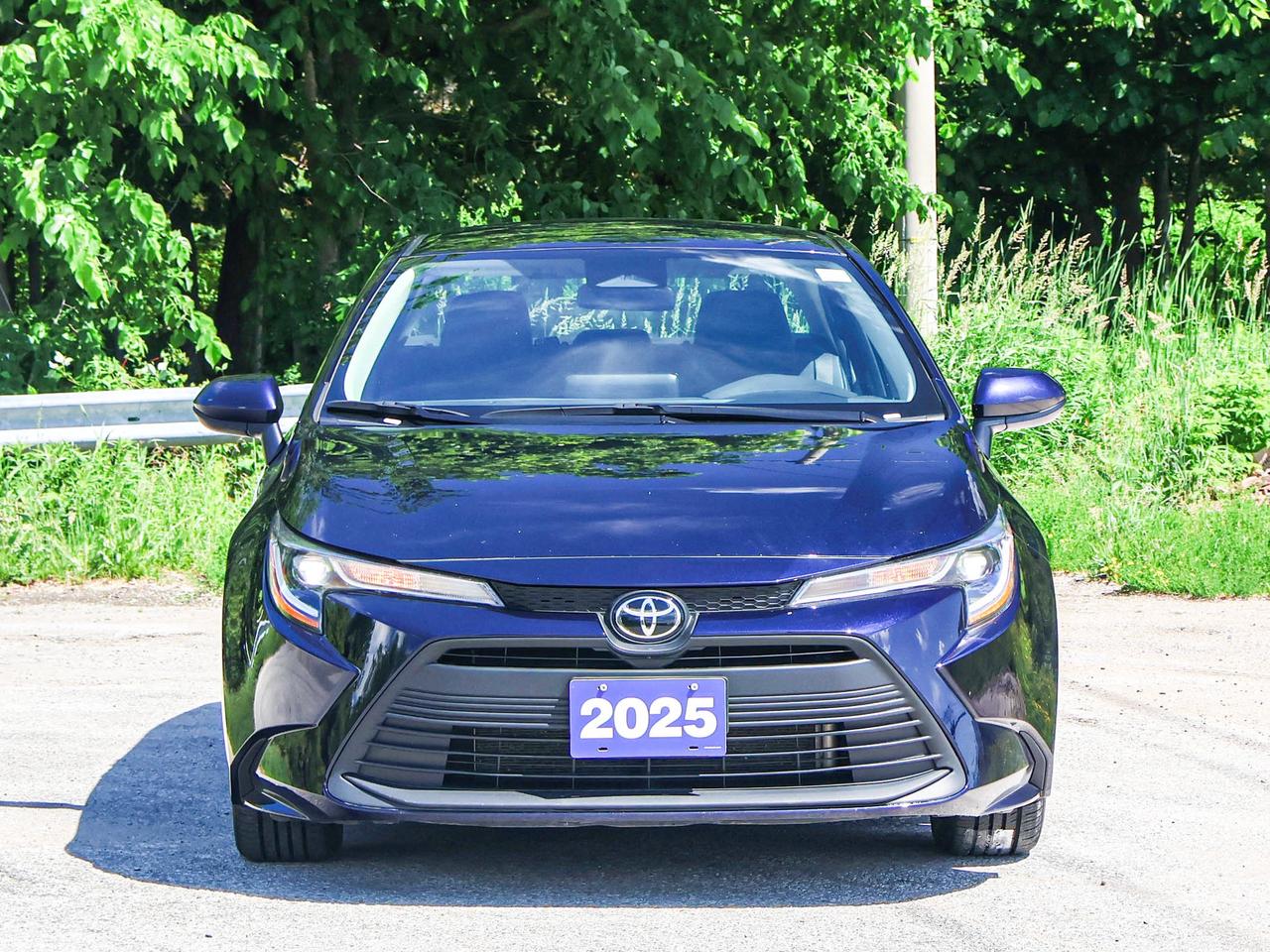 2025 Toyota Corolla LE Photo