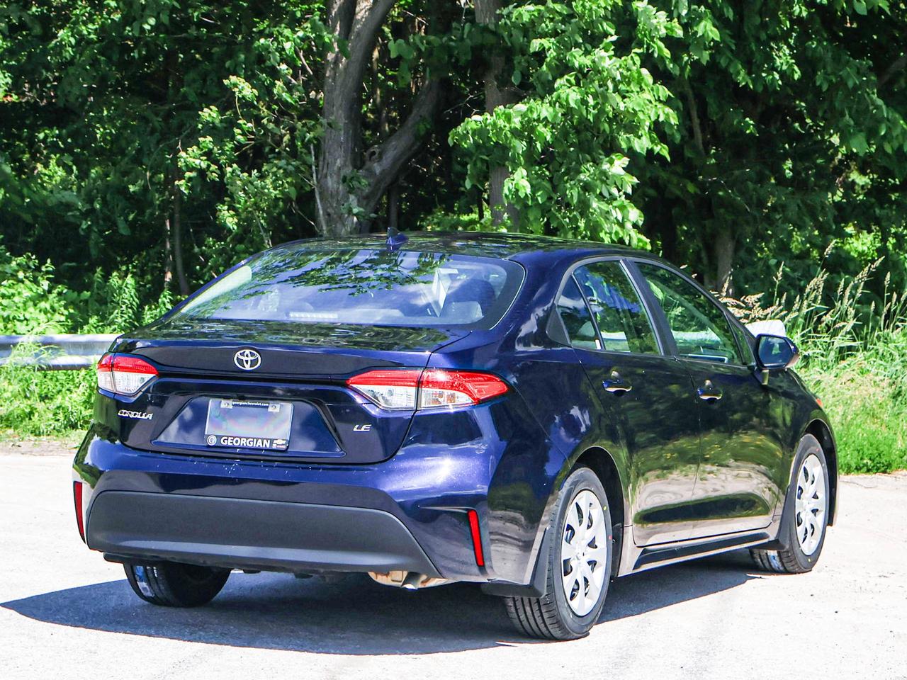2025 Toyota Corolla LE Photo