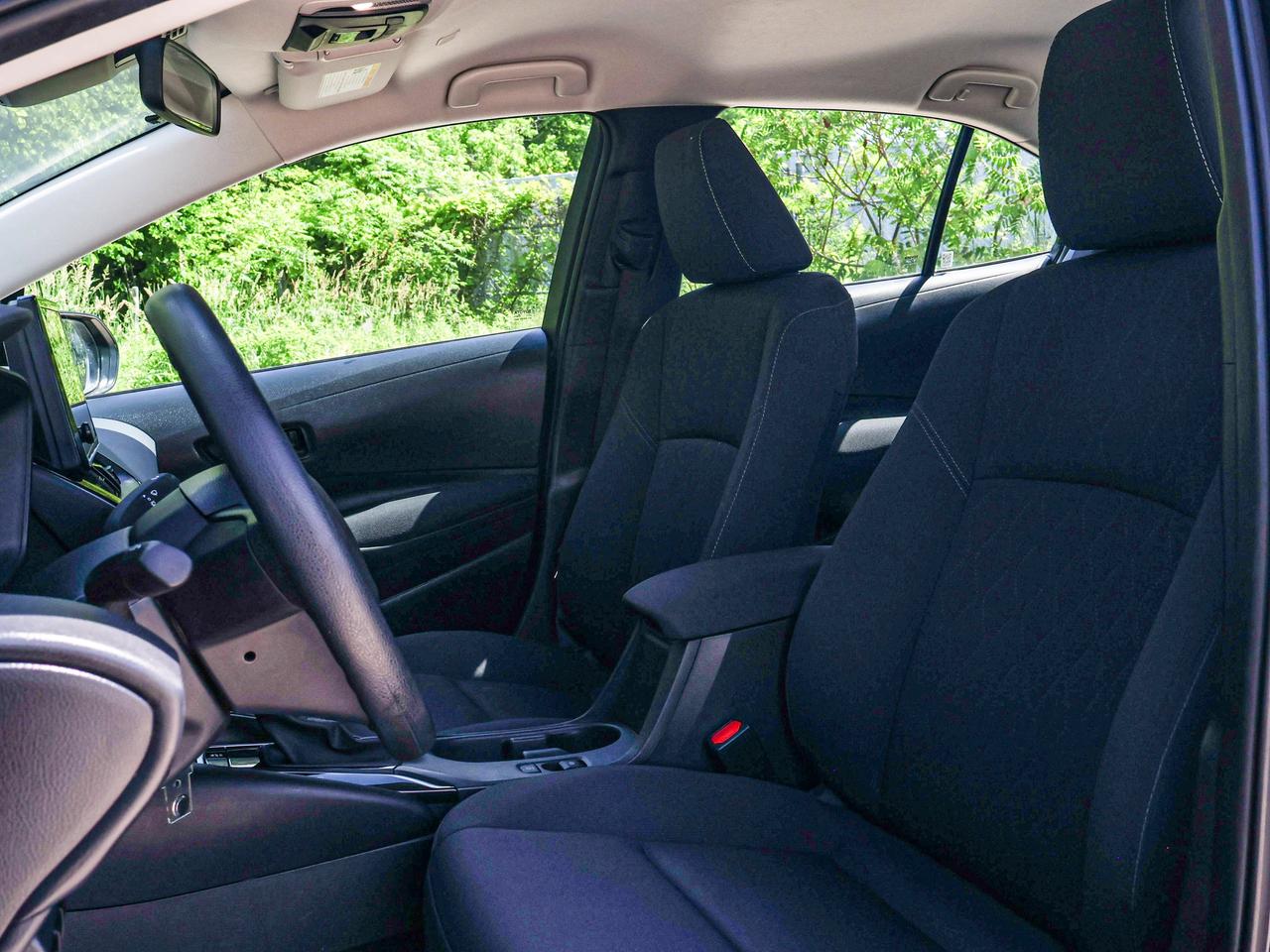 2025 Toyota Corolla LE Photo