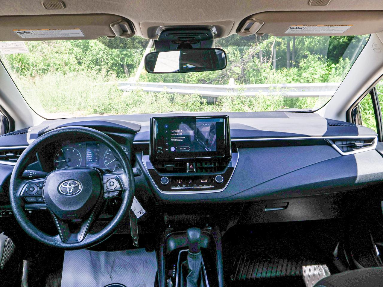 2025 Toyota Corolla LE Photo