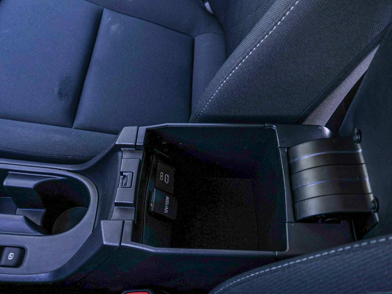 2025 Toyota Corolla LE Photo