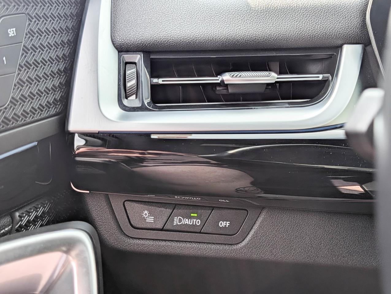 2023 BMW X1 xDrive28i Photo