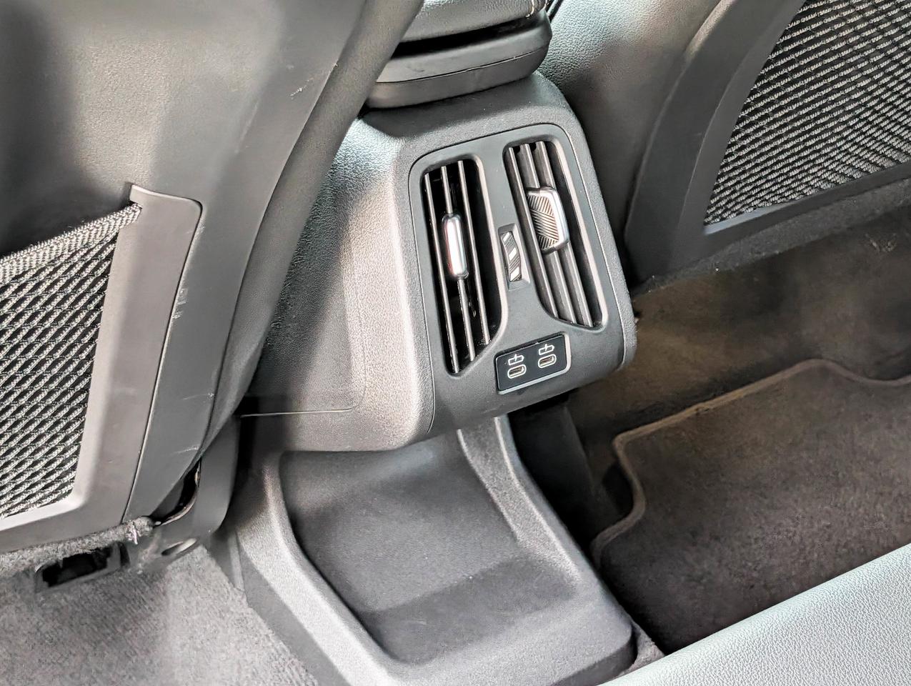 2023 BMW X1 xDrive28i Photo