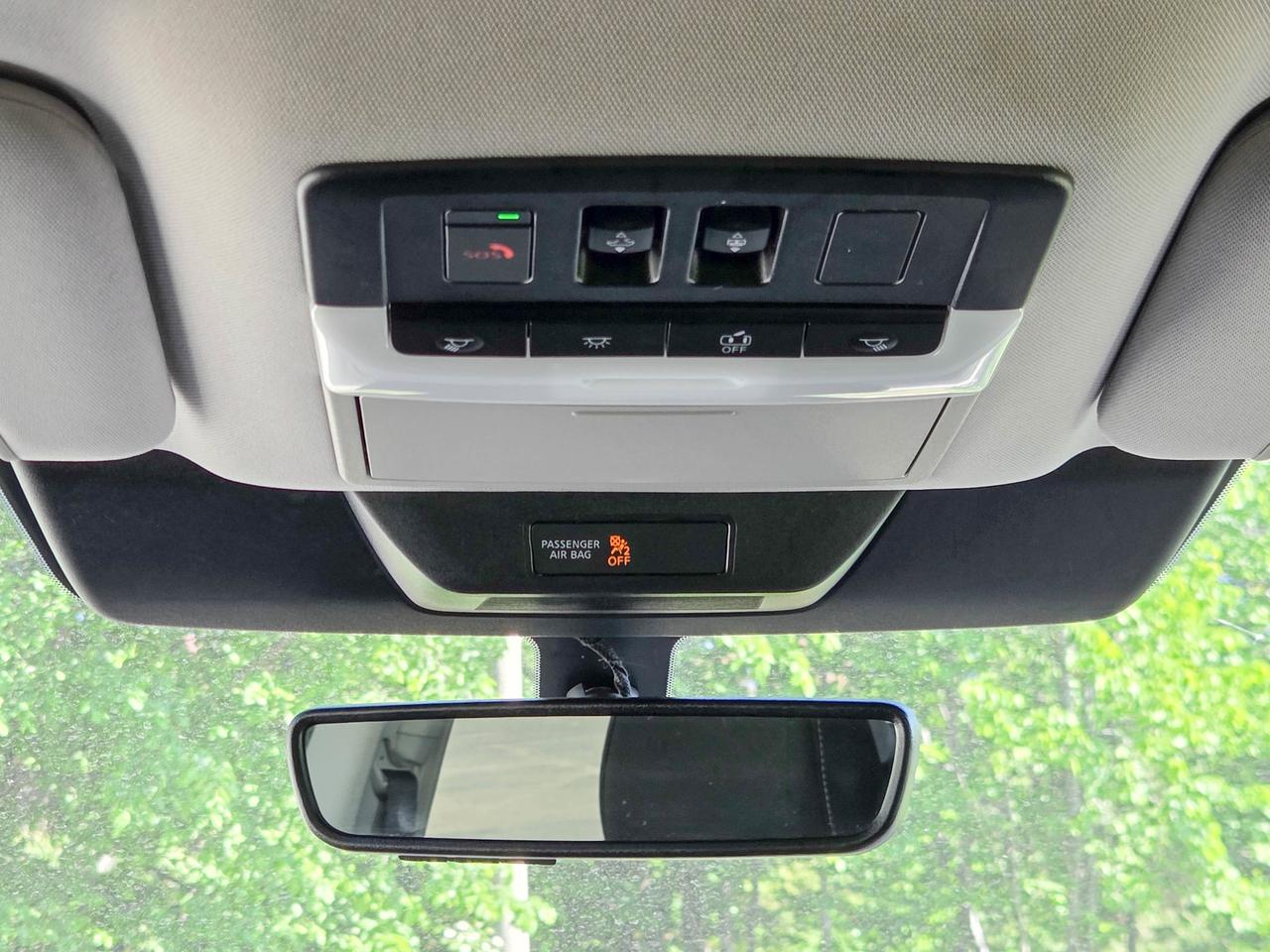 2024 Nissan Pathfinder SV Photo