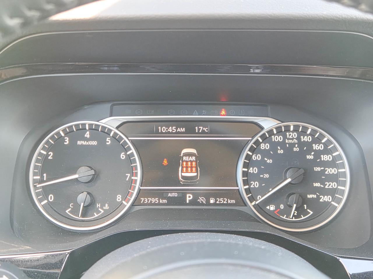 2024 Nissan Pathfinder SV Photo