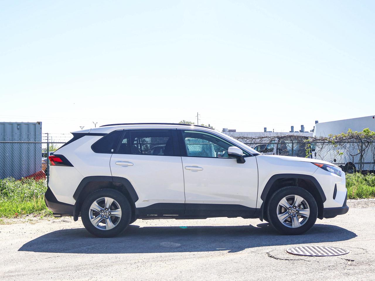 2025 Toyota RAV4 Hybrid LE Photo
