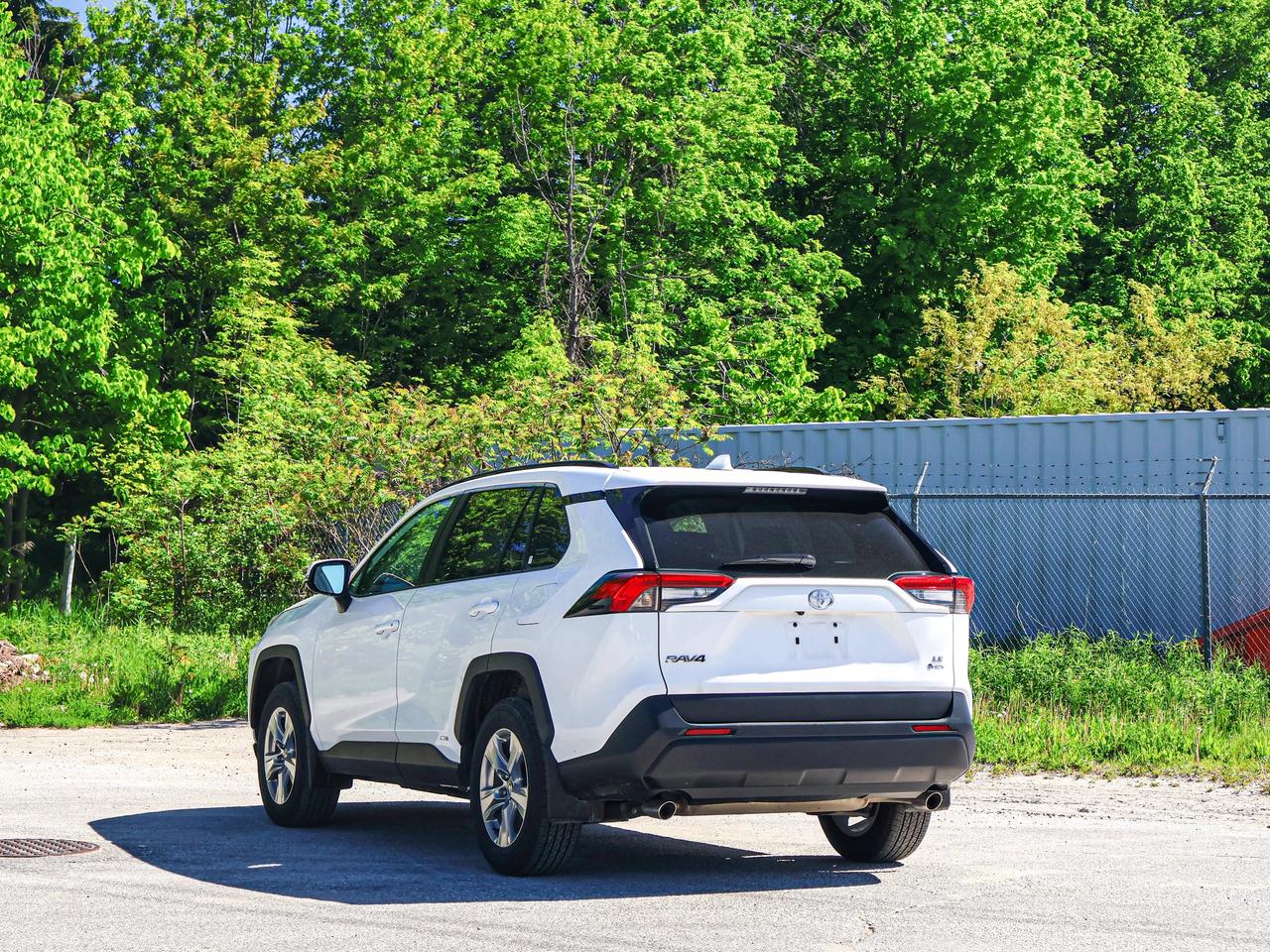 2025 Toyota RAV4 Hybrid LE Photo