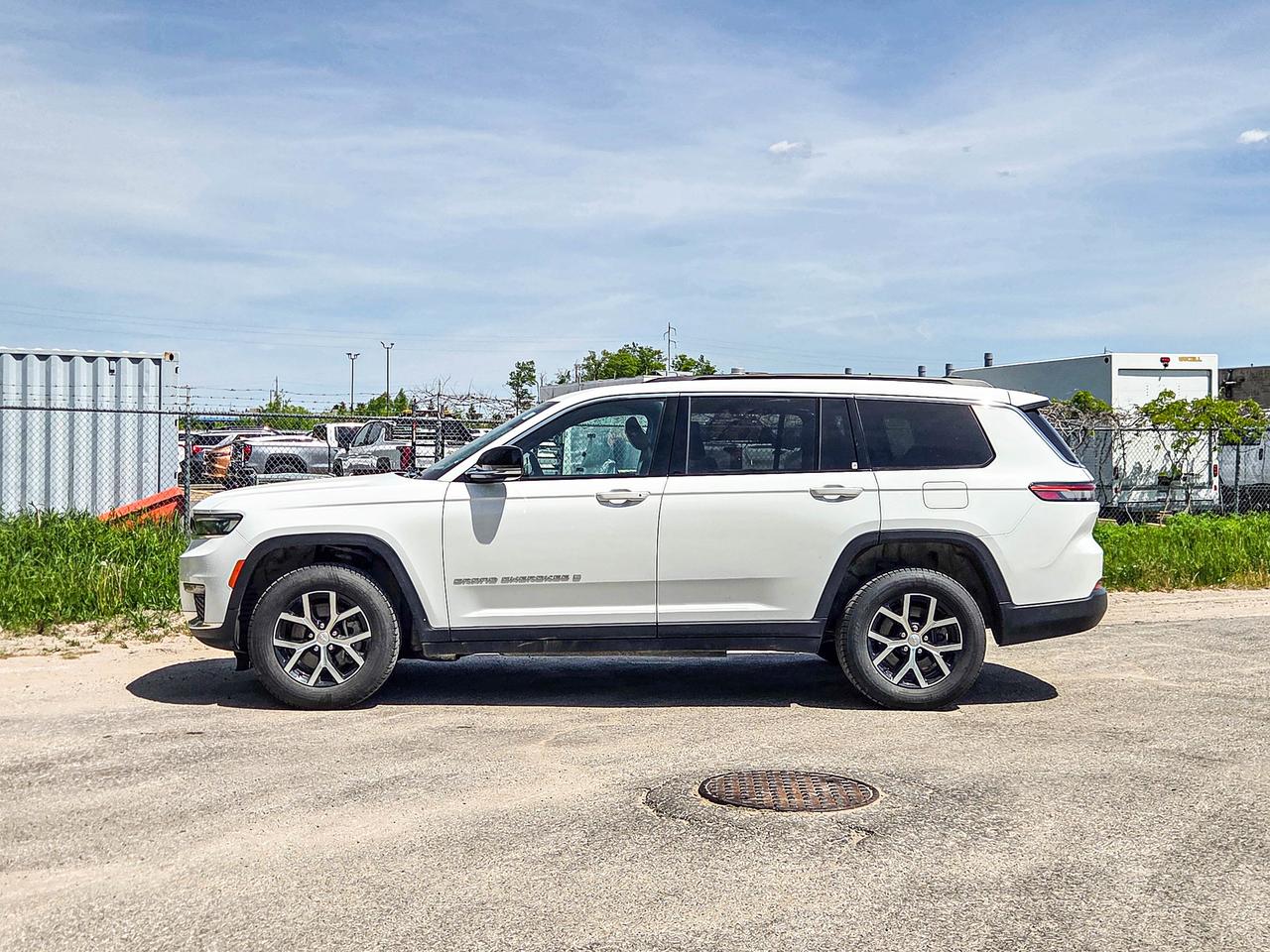 2024 Jeep Grand Cherokee L Limited Photo