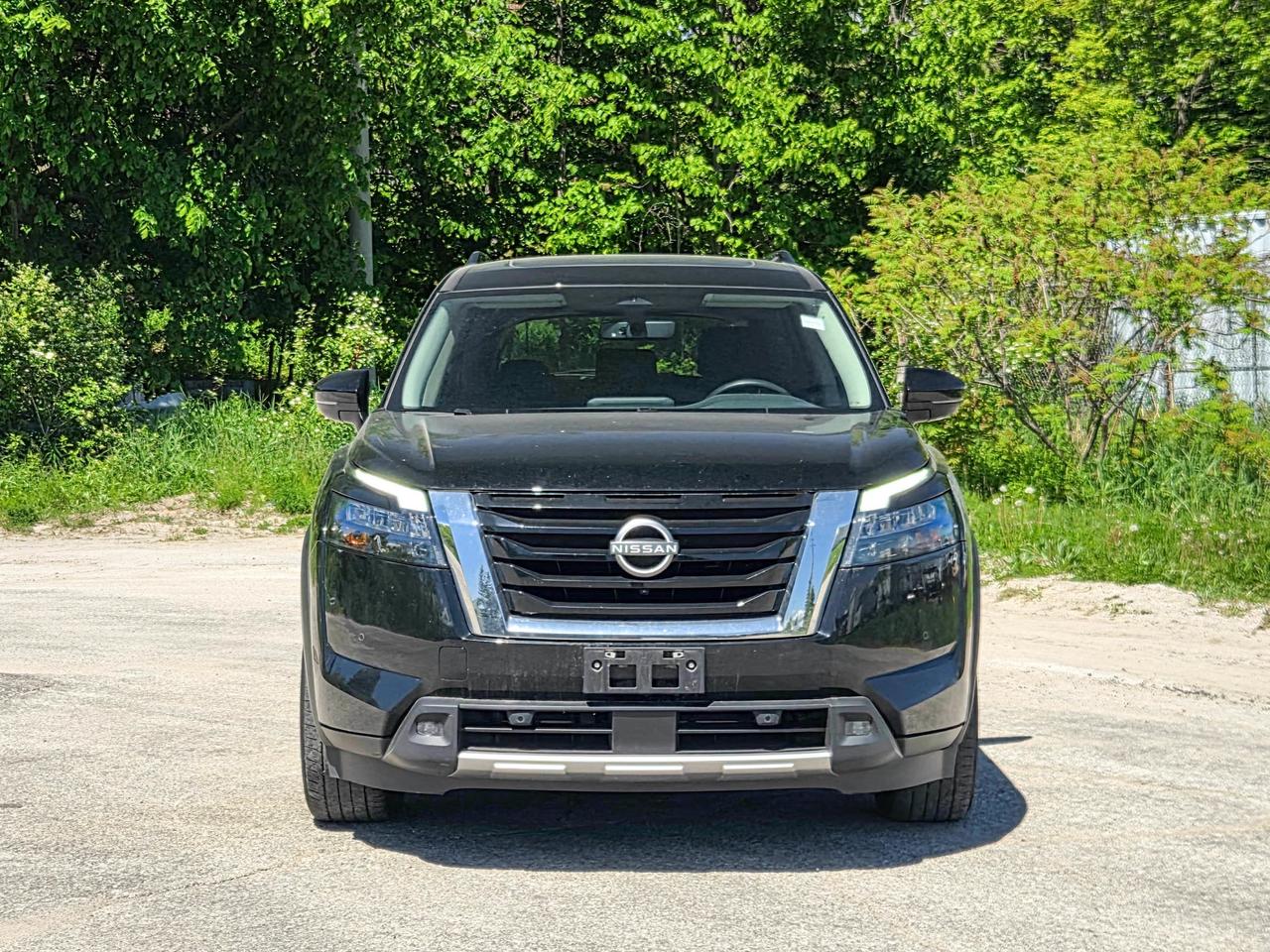 2024 Nissan Pathfinder SV Photo