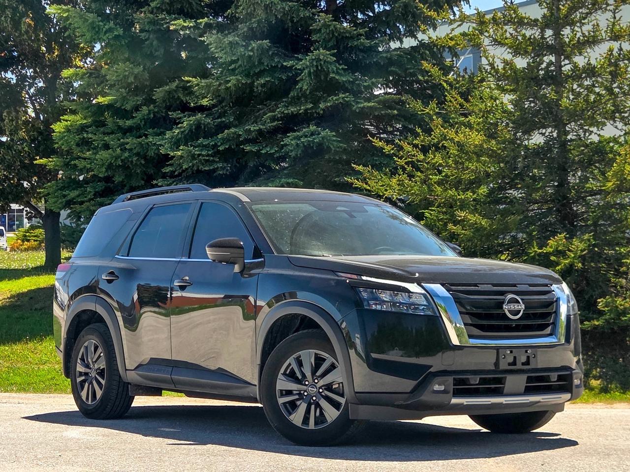 2024 Nissan Pathfinder SV Photo