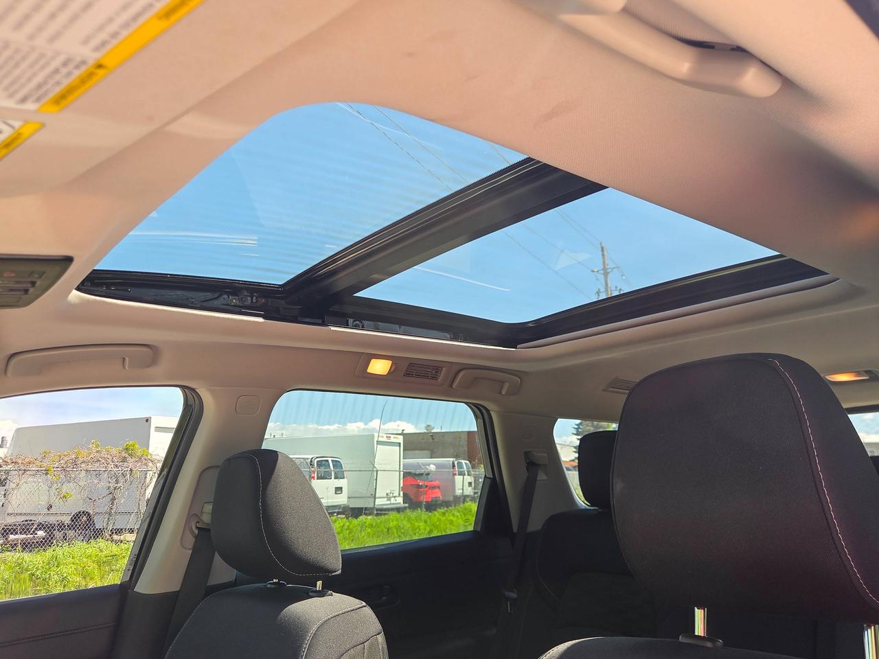 2024 Nissan Pathfinder SV Photo