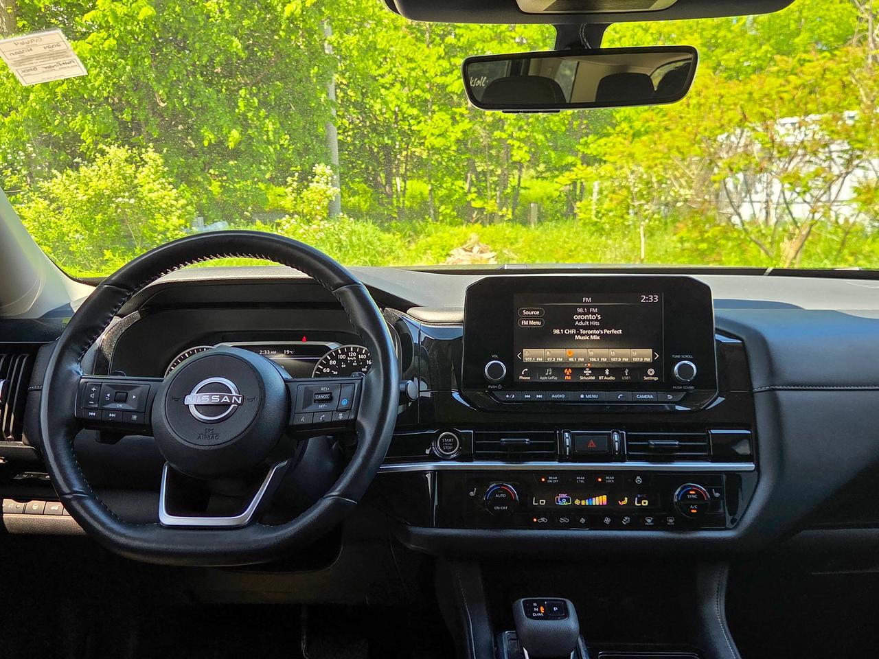 2024 Nissan Pathfinder SV Photo