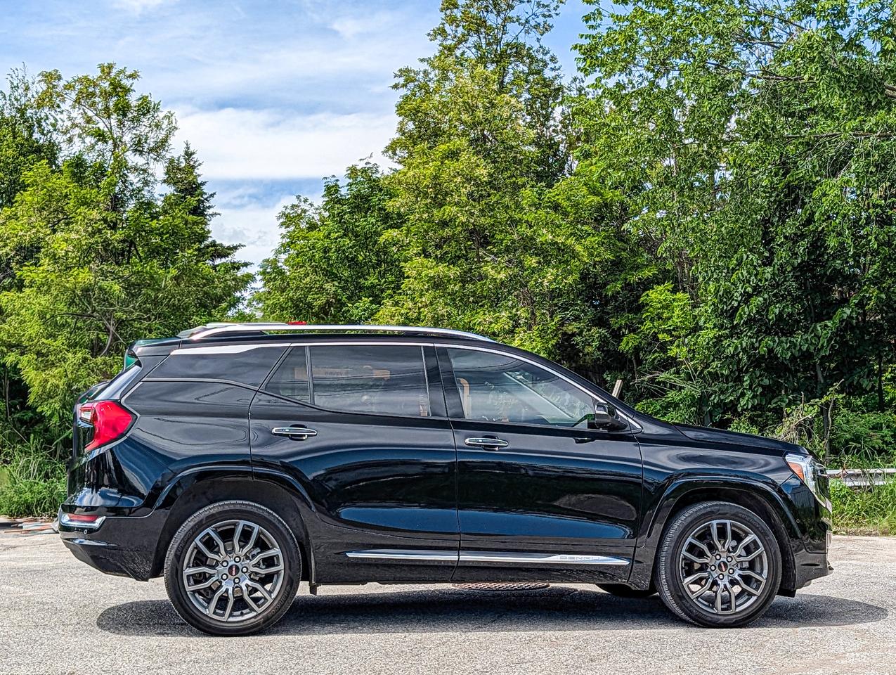 2024 GMC Terrain Denali Photo