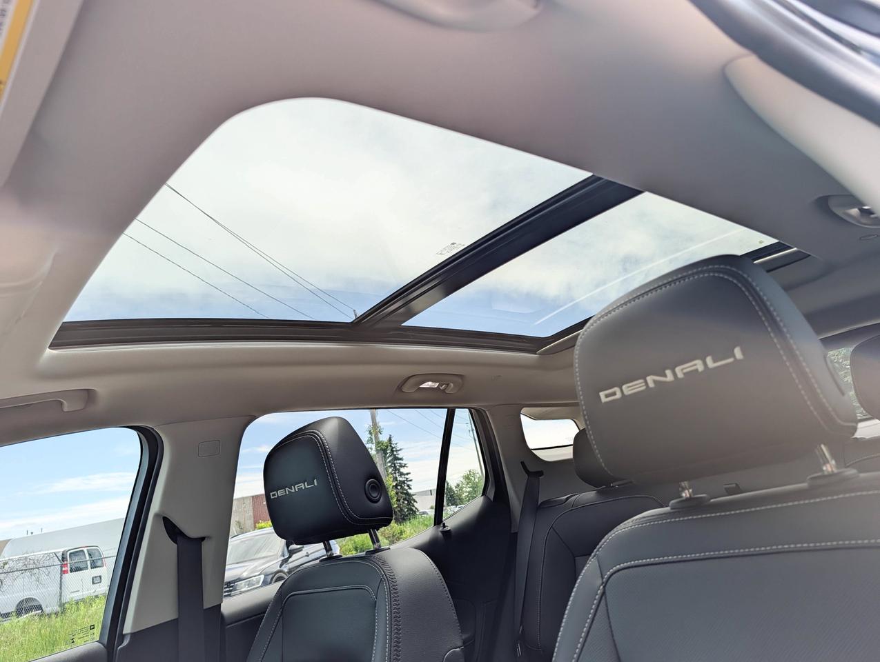 2024 GMC Terrain Denali Photo