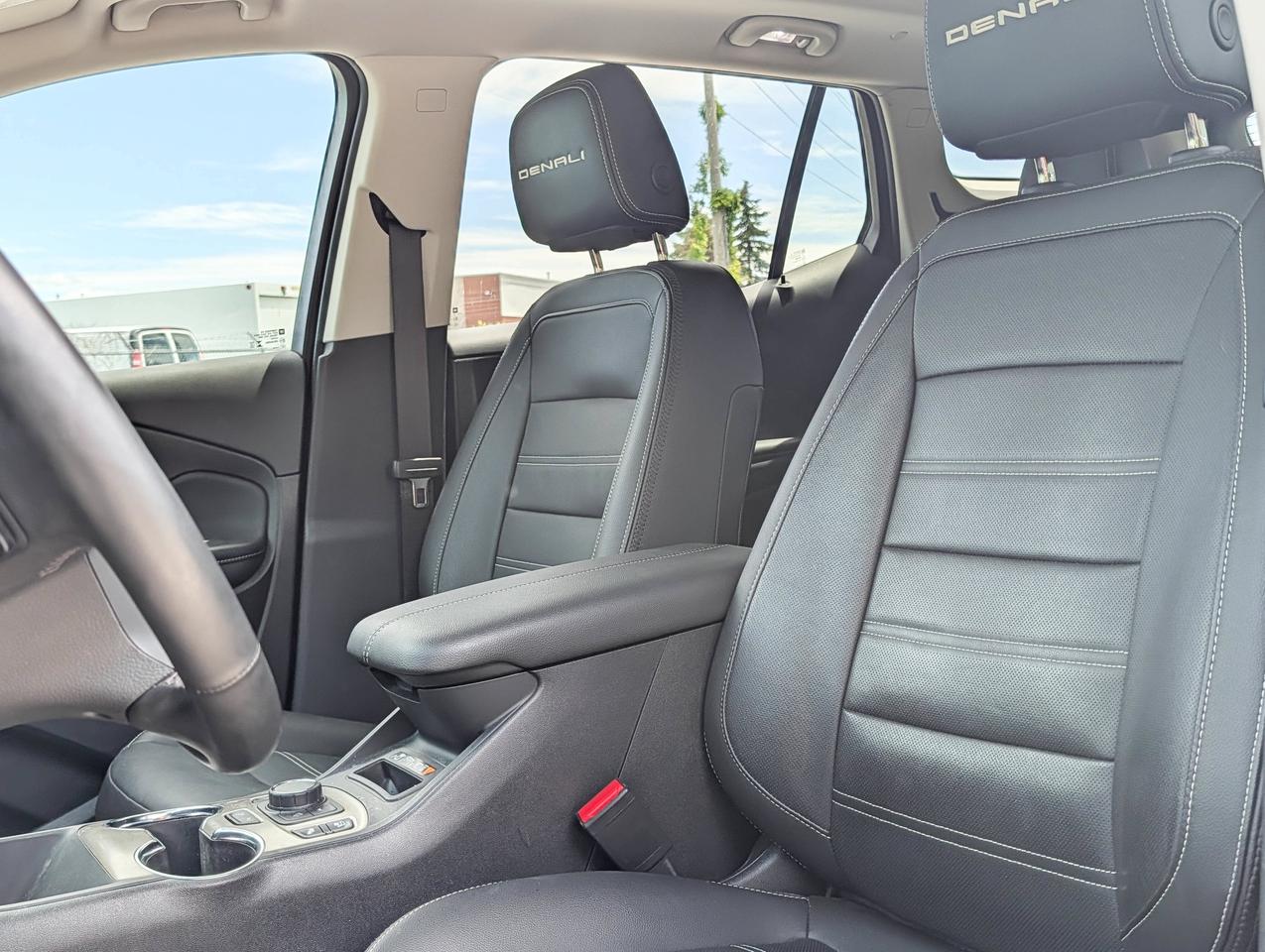 2024 GMC Terrain Denali Photo