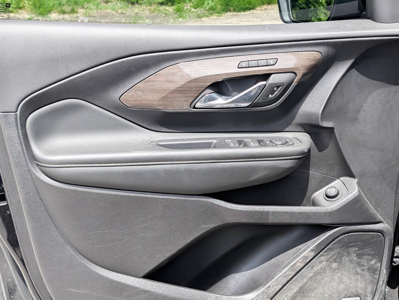 2024 GMC Terrain Denali Photo