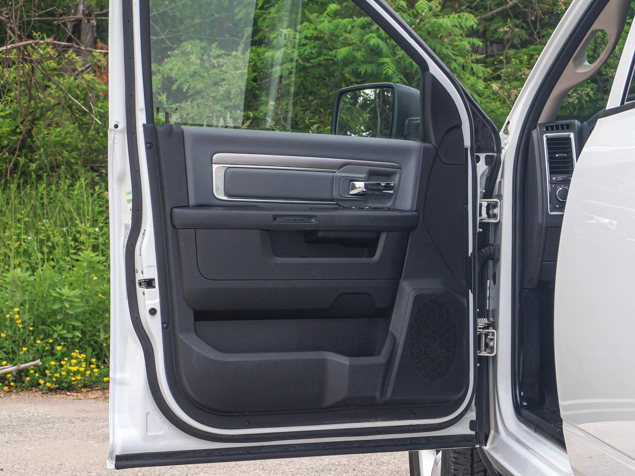 2023 RAM 1500 Classic SLT Photo