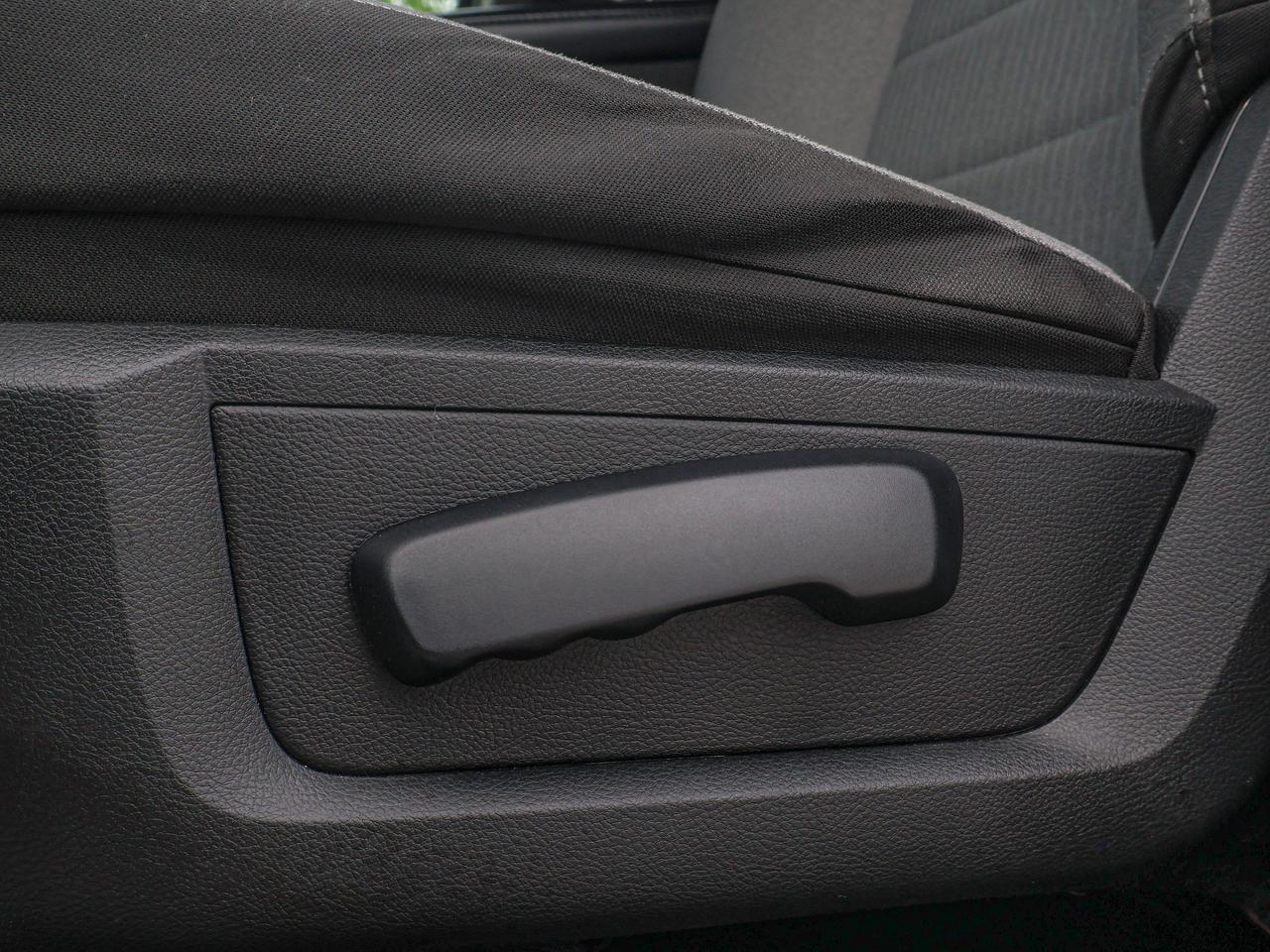 2023 RAM 1500 Classic SLT Photo
