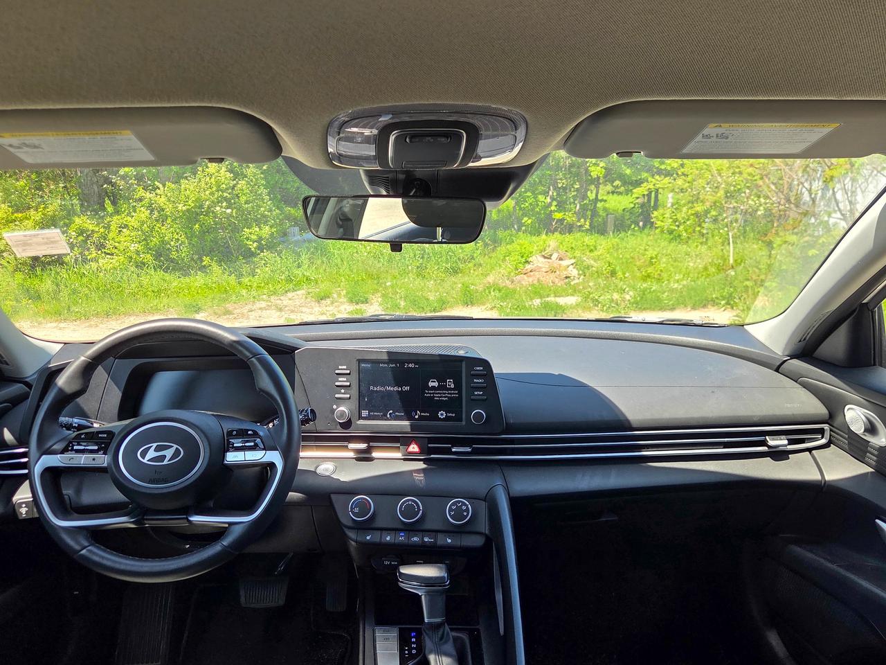 2025 Hyundai Elantra Preferred Photo