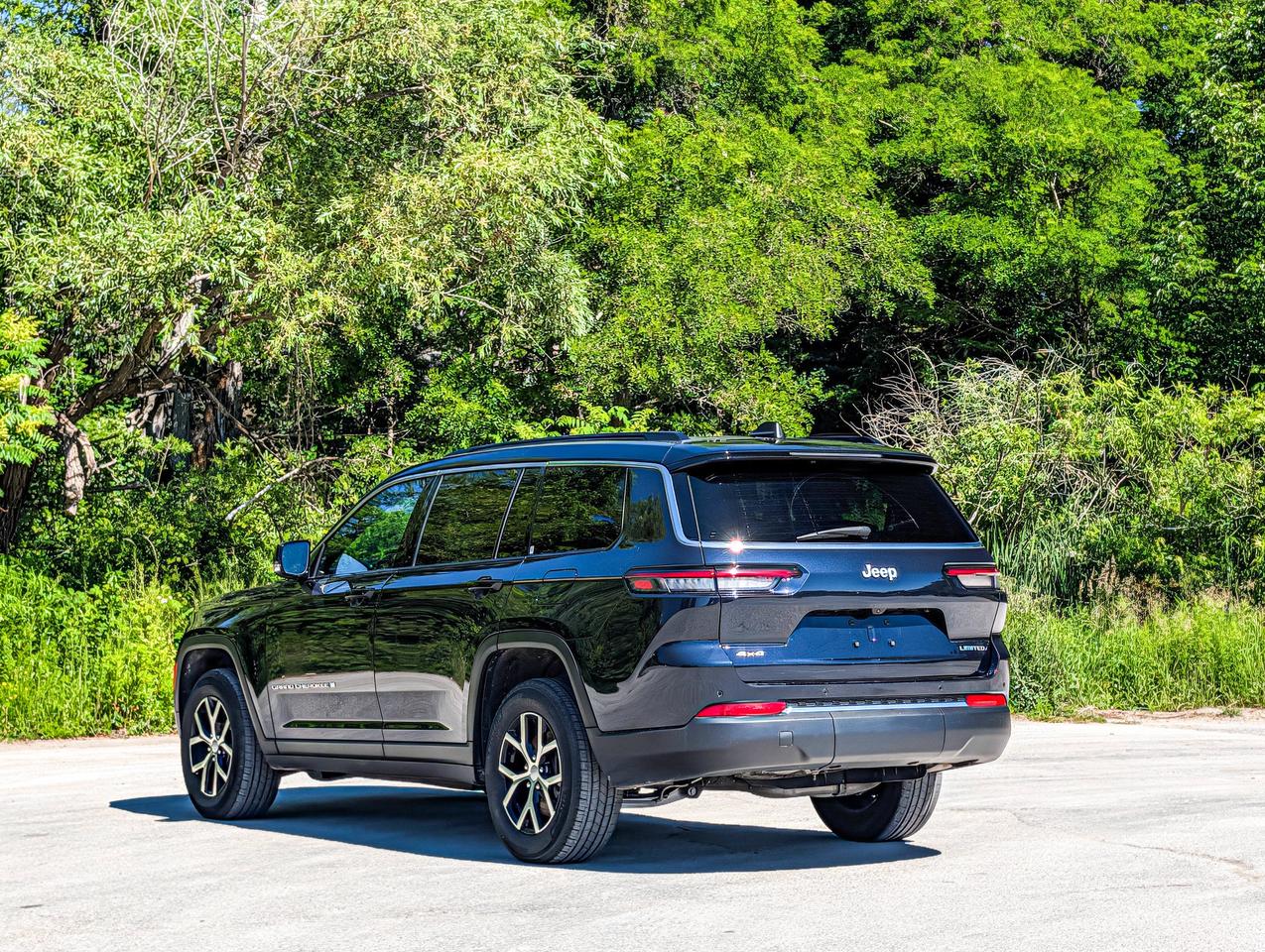 2024 Jeep Grand Cherokee L Limited Photo