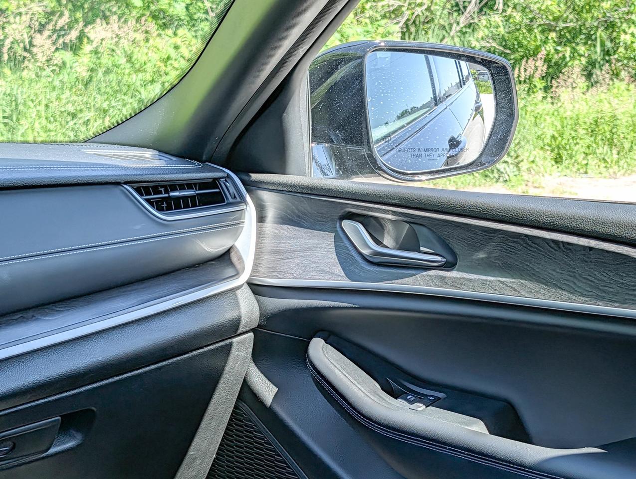 2024 Jeep Grand Cherokee L Limited Photo