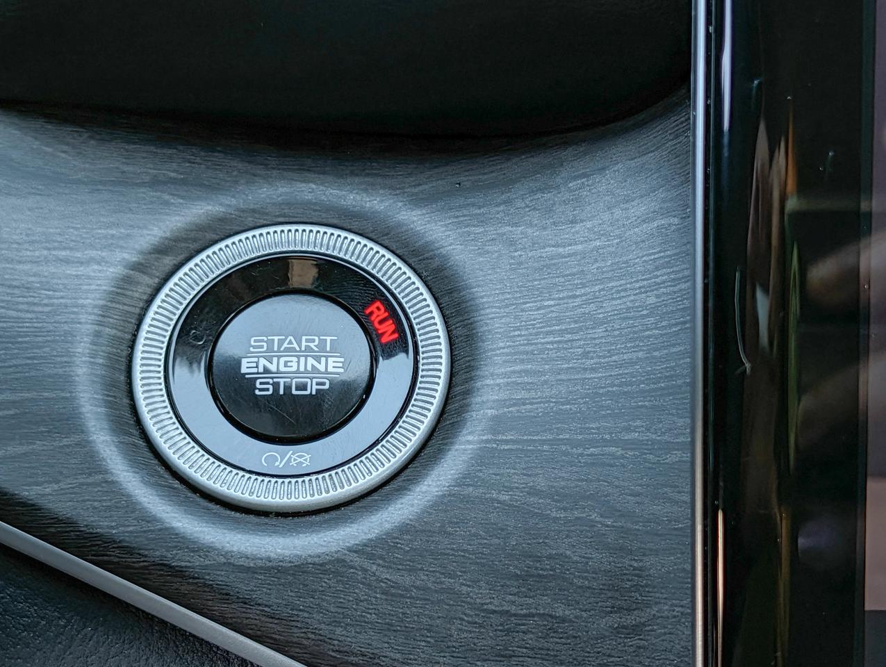 2024 Jeep Grand Cherokee L Limited Photo