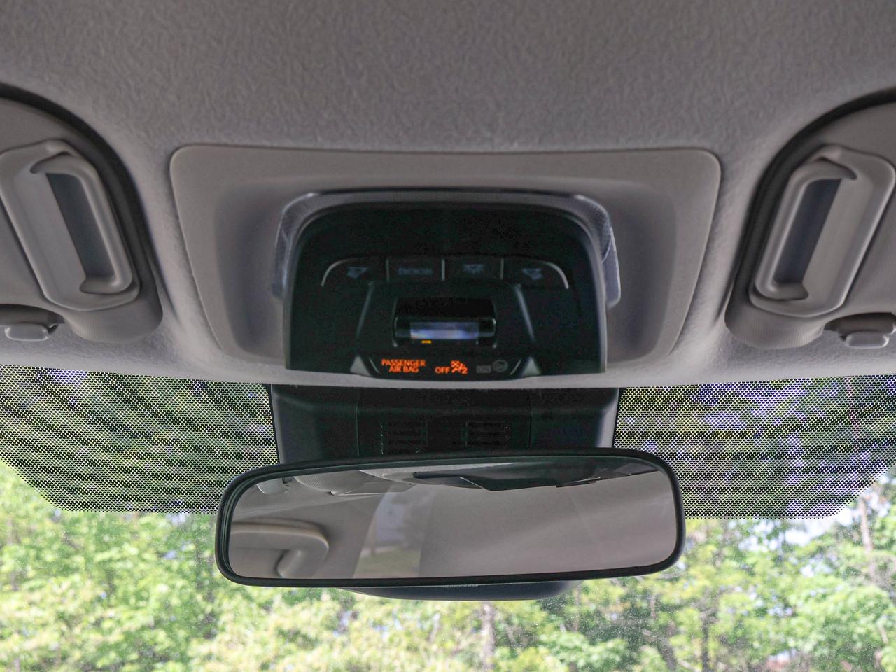2025 Toyota Corolla LE Photo