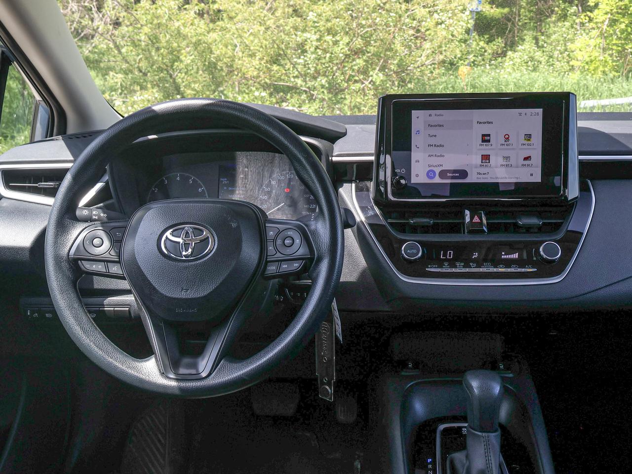 2025 Toyota Corolla LE Photo