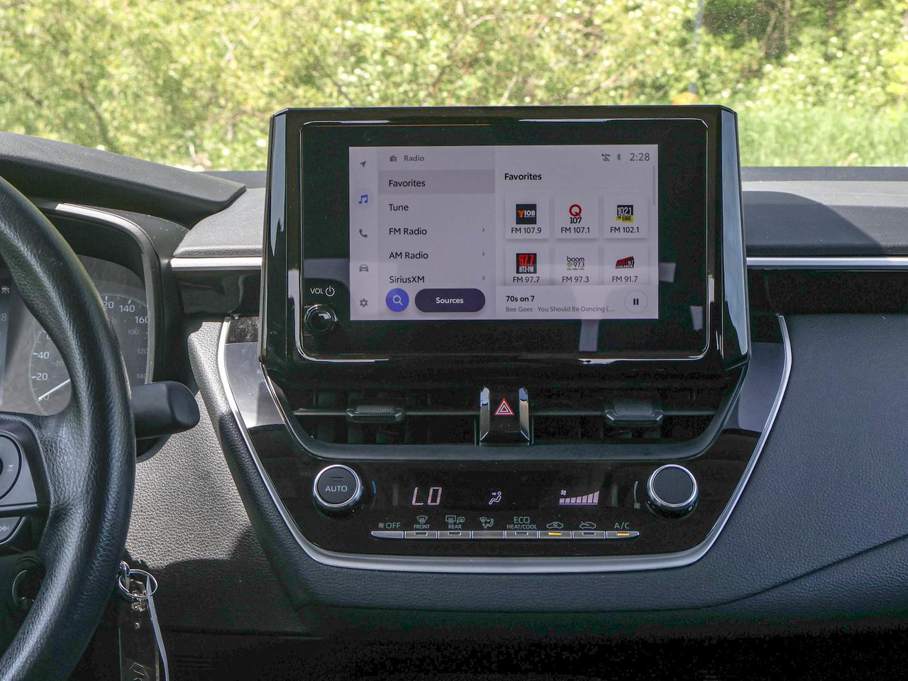 2025 Toyota Corolla LE Photo
