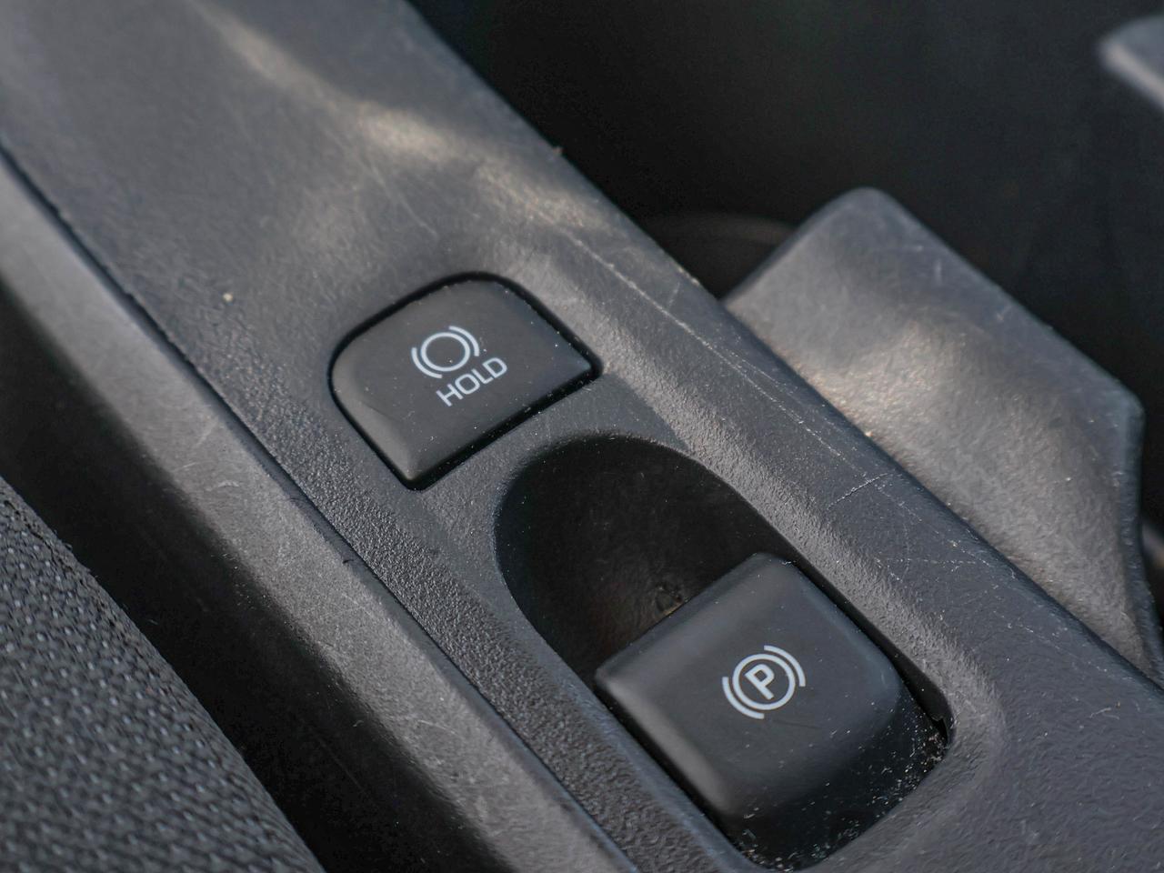 2025 Toyota Corolla LE Photo