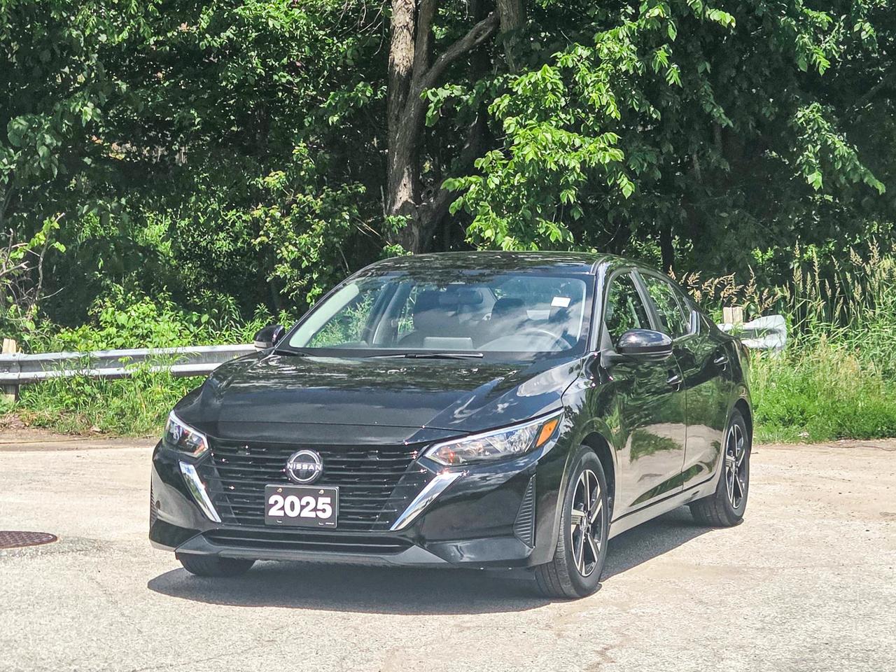 2025 Nissan Sentra SV Photo