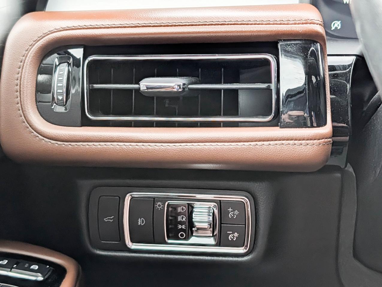 2022 Lincoln Aviator Reserve Photo