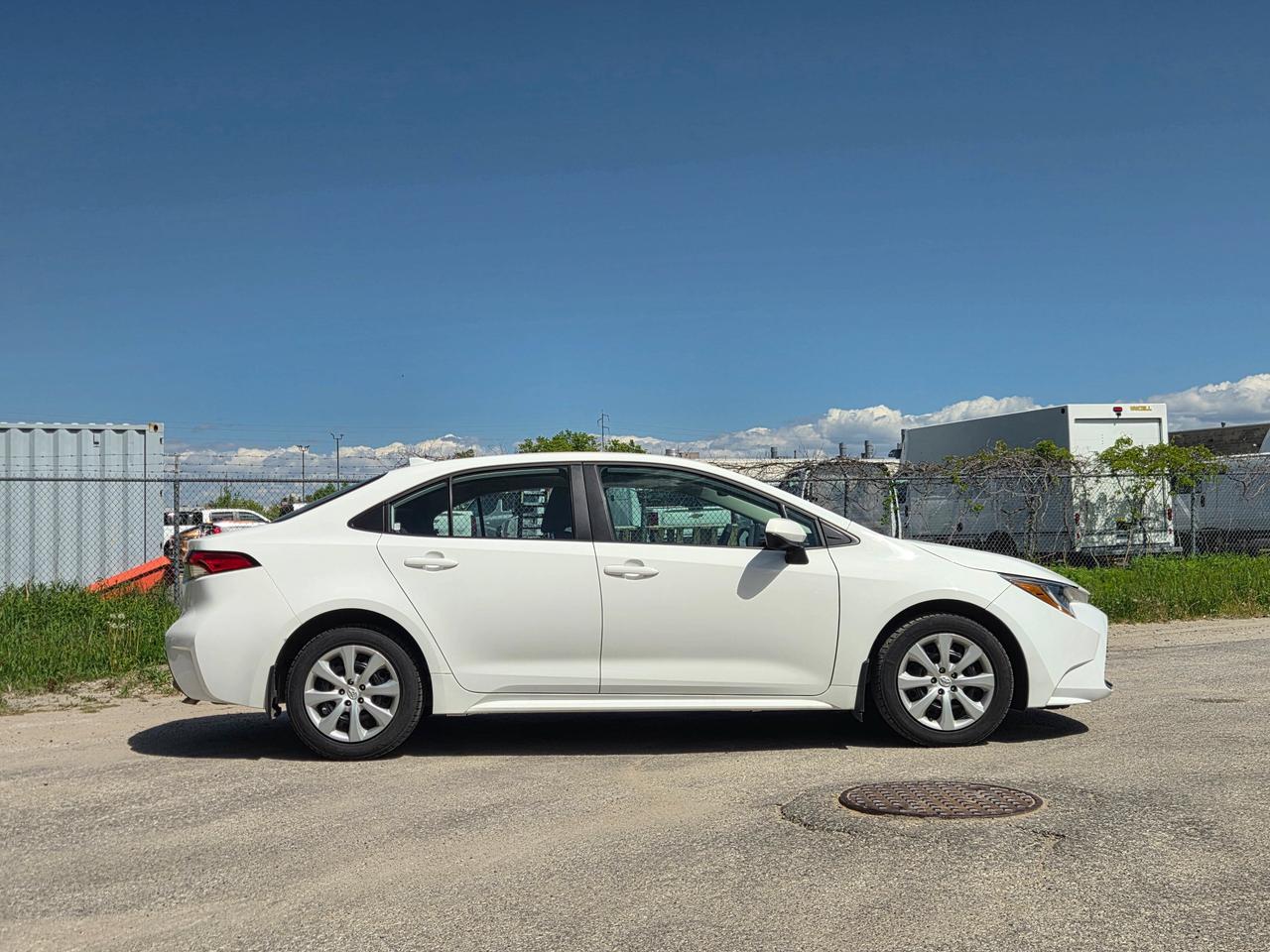 2024 Toyota Corolla LE Photo