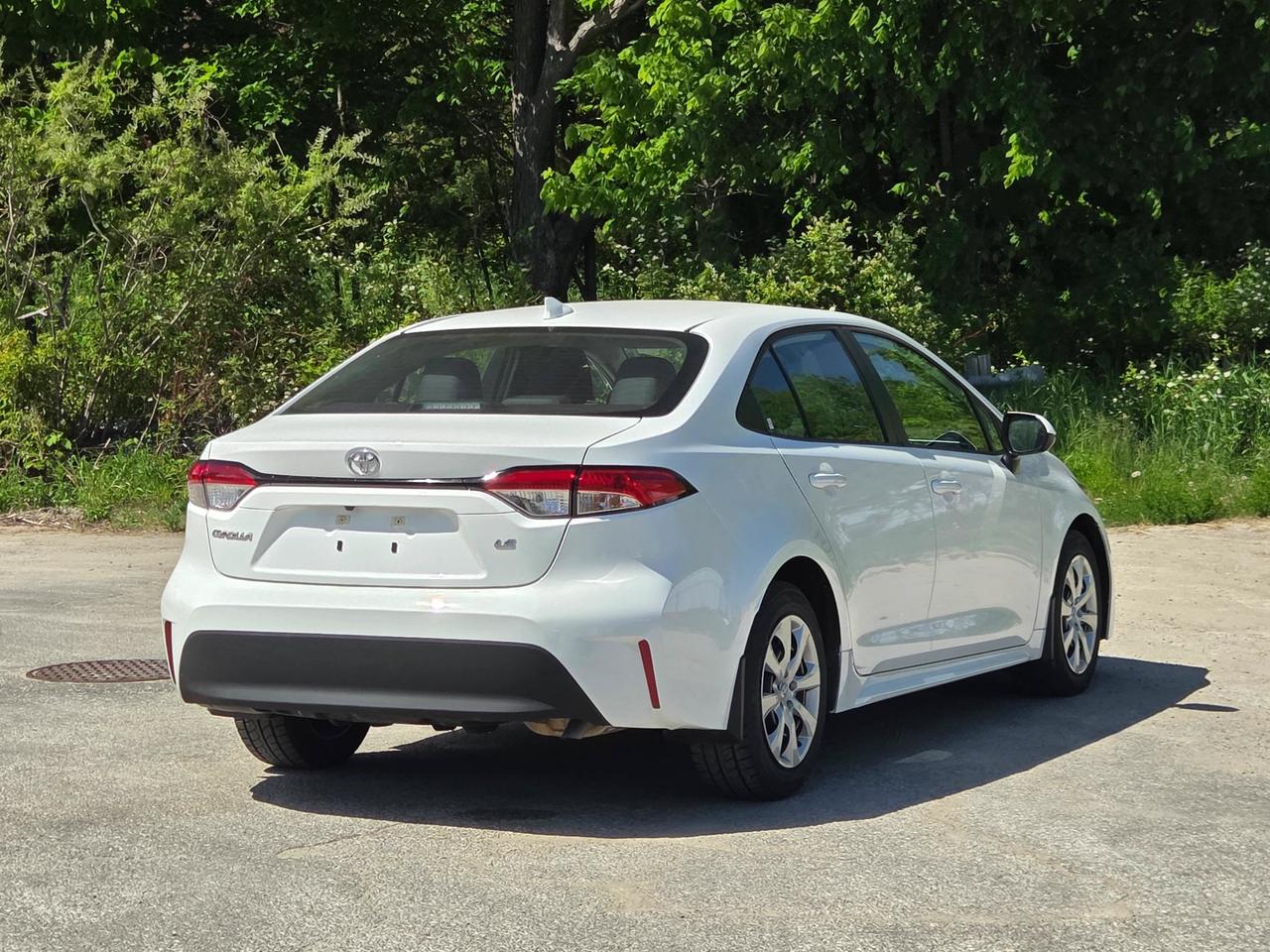 2024 Toyota Corolla LE Photo