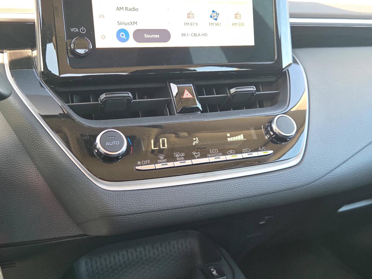 2024 Toyota Corolla LE Photo