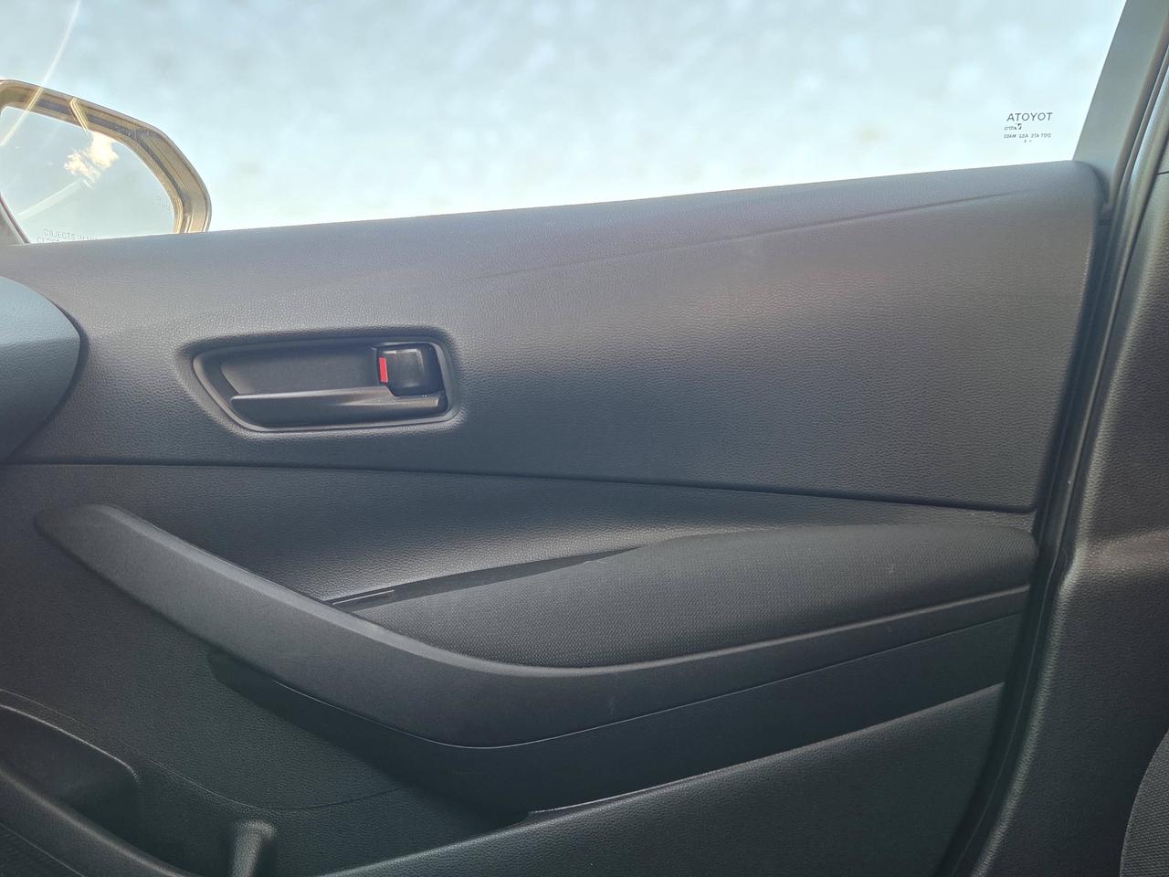2024 Toyota Corolla LE Photo