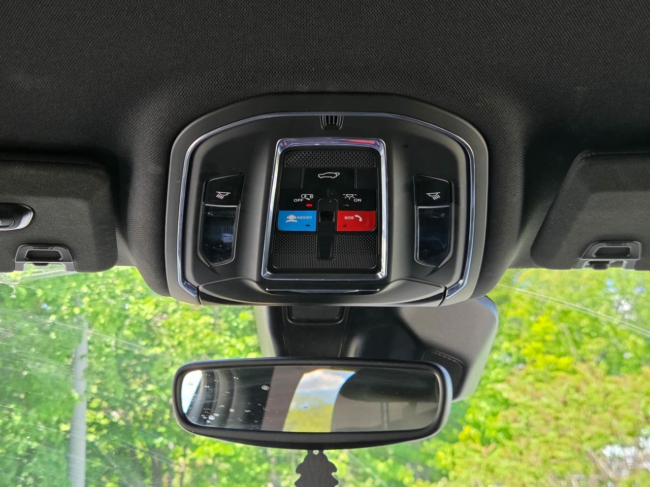 2024 Jeep Grand Cherokee L Limited Photo
