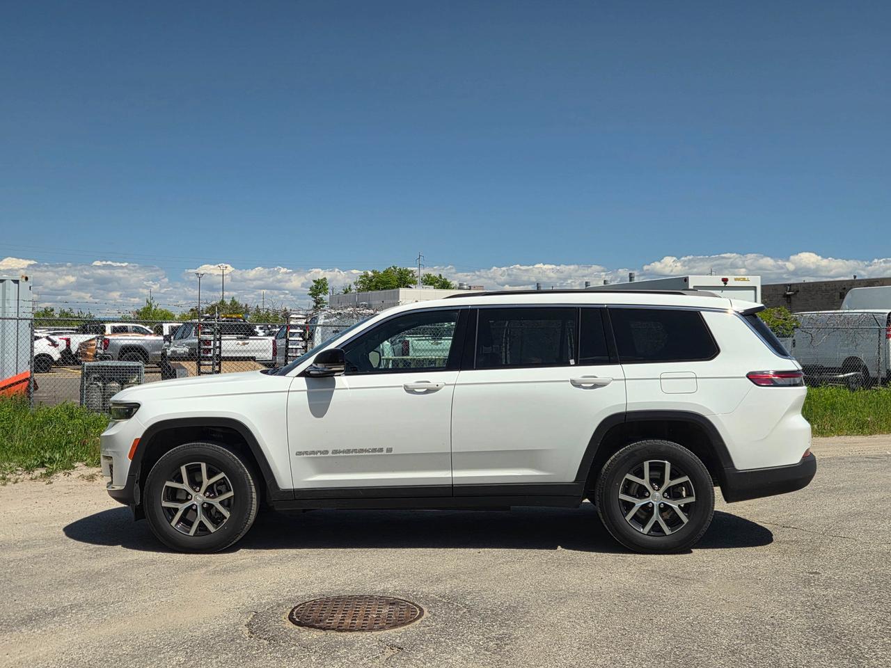 2024 Jeep Grand Cherokee L Limited Photo