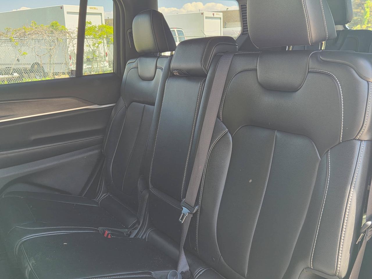 2024 Jeep Grand Cherokee L Limited Photo