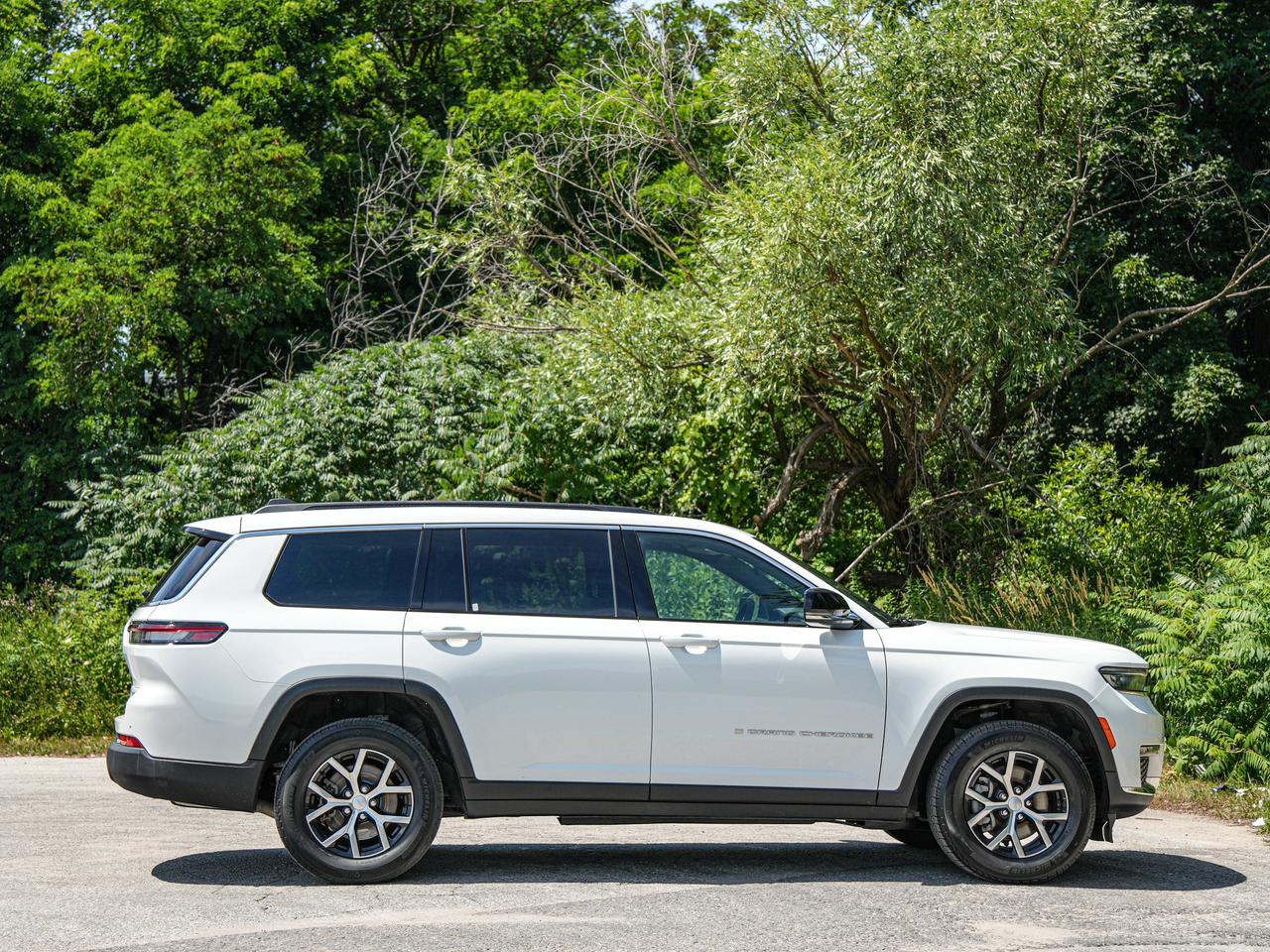 2024 Jeep Grand Cherokee L Limited Photo